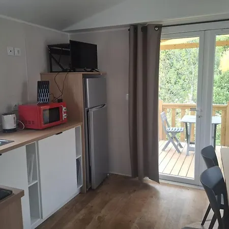 Mobil Cosy Avec Terrasse Pour 2 Personnes - Api-1-52-1537 * Long